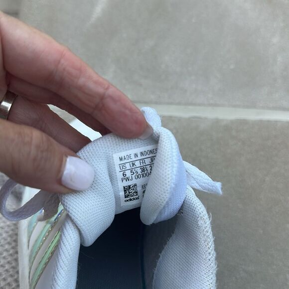 Adidas Grand Court Sneakers Iridescent men’s unisex size 6 Gym Casual - Picture 8 of 8